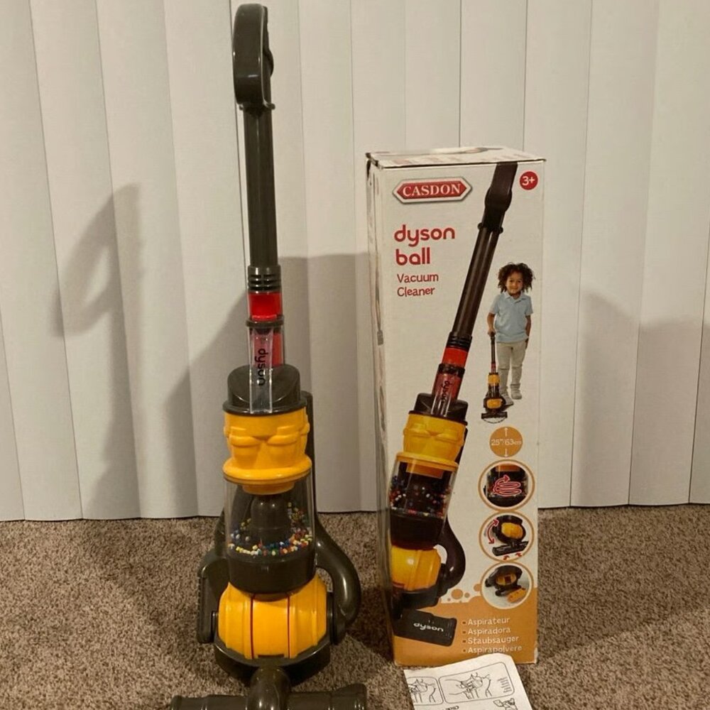 Toy pretend-play vacuum Dyson